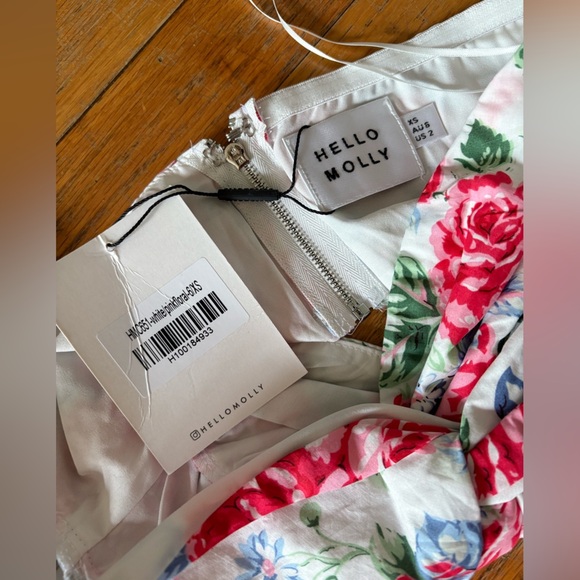 HELLO MOLLY Hot Breeze Set - Picture 10 of 11